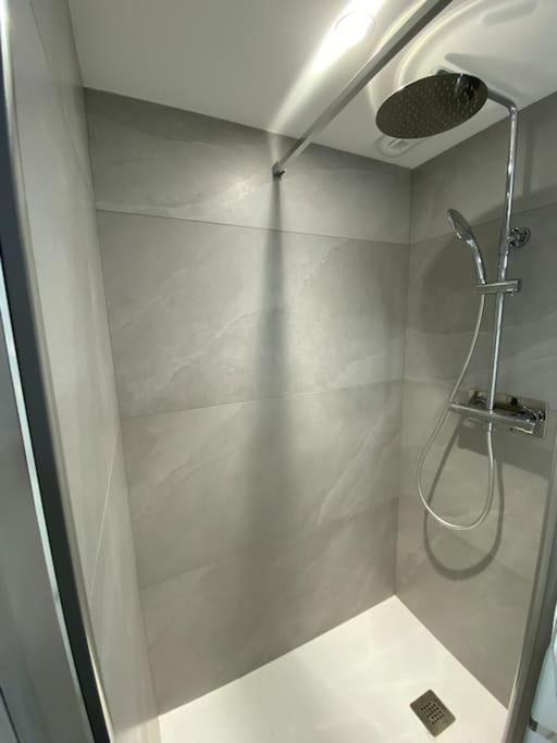 סן-ולייה Appartement Atypique Et Fraichement Renove מראה חיצוני תמונה